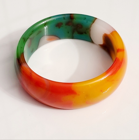 Large Wide Agate Stone Vibrant Multi Colored Bangle (63mm-64mm) - Picture 8 of 8